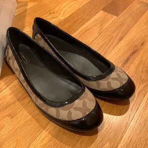 Like new Coach ballet flats